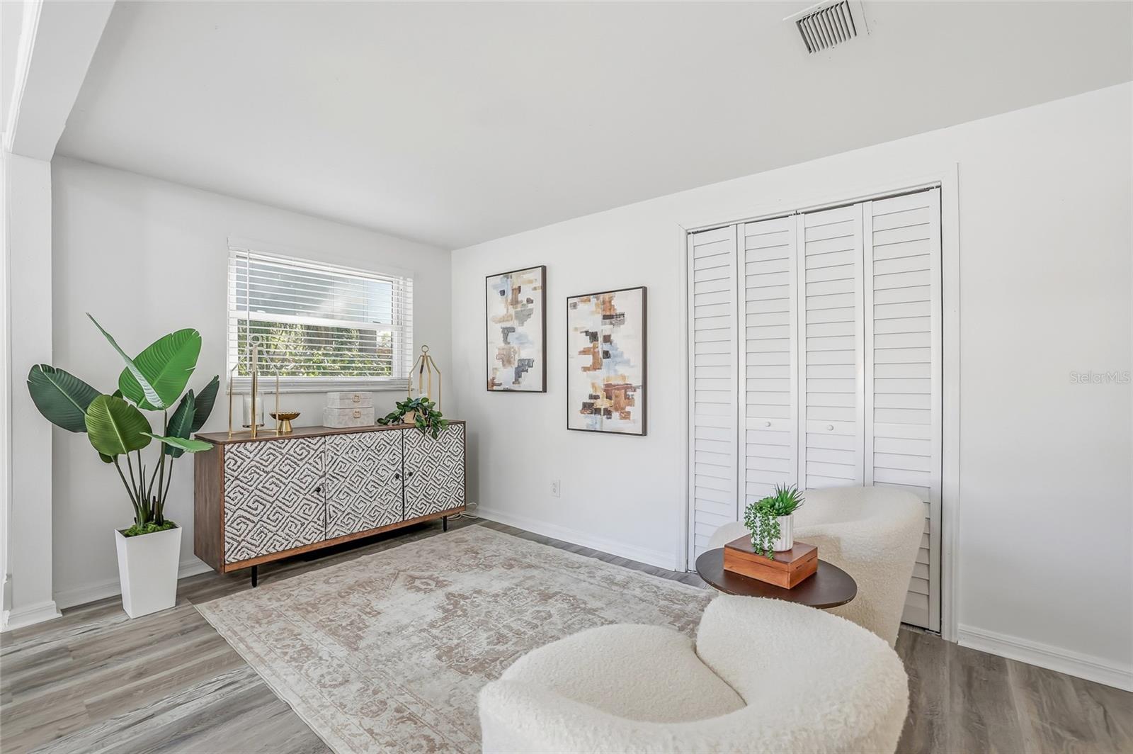 Image 13 of 34 For 1003 Greenleaf Way