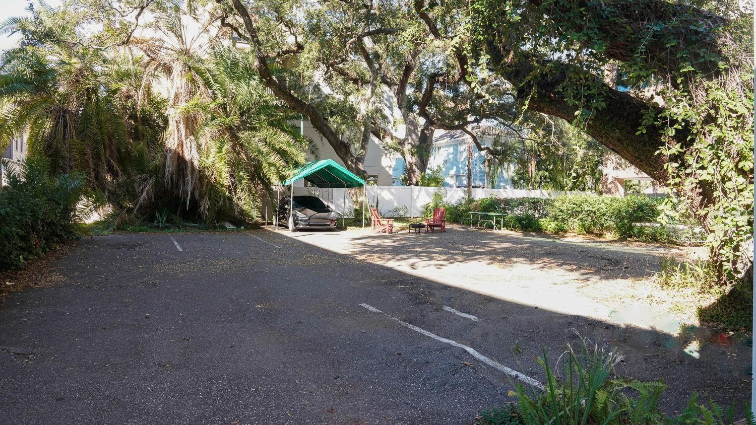 Image 15 of 35 For 333 Plant Avenue