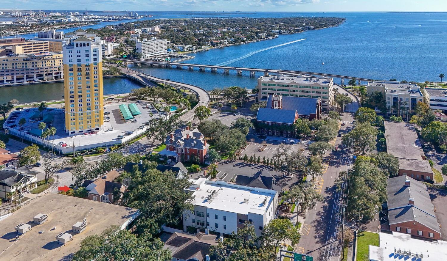 Image 28 of 35 For 333 Plant Avenue