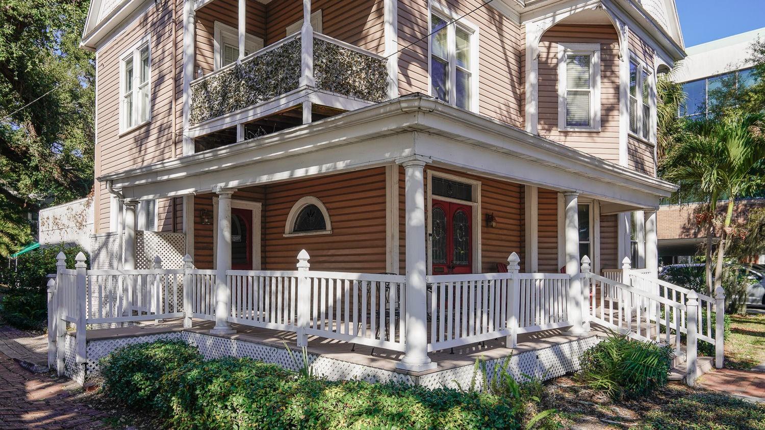 Image 3 of 35 For 333 Plant Avenue