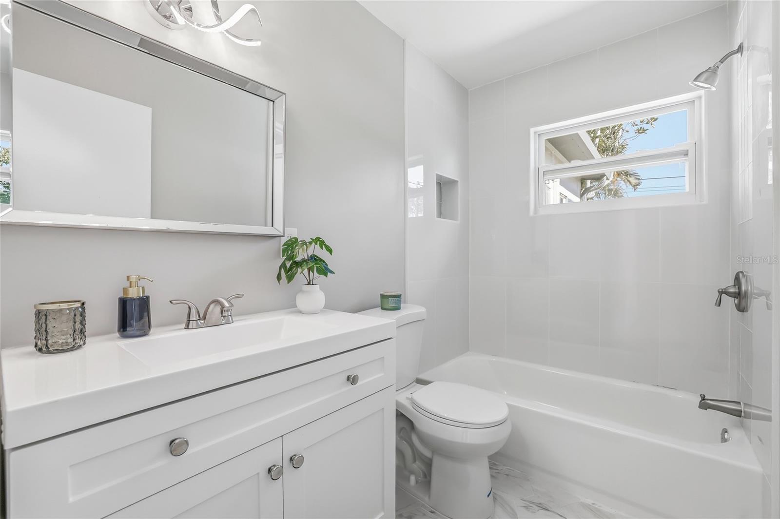 Image 19 of 33 For 10799 99th Place