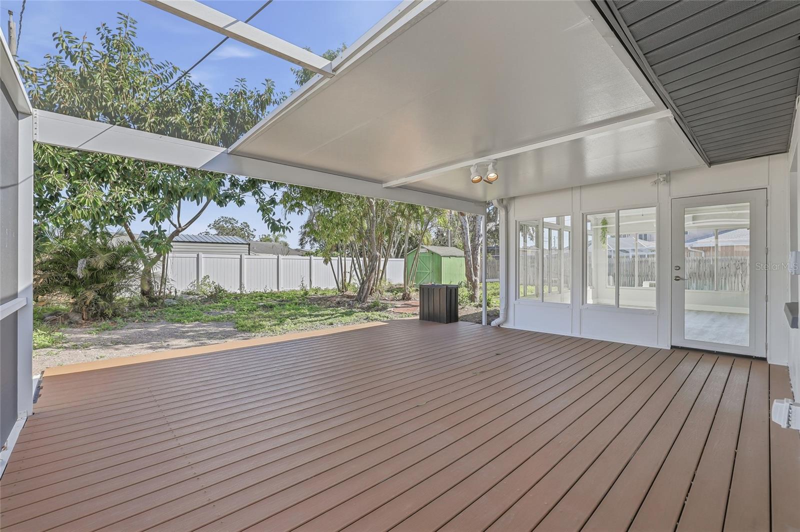 Image 24 of 33 For 10799 99th Place