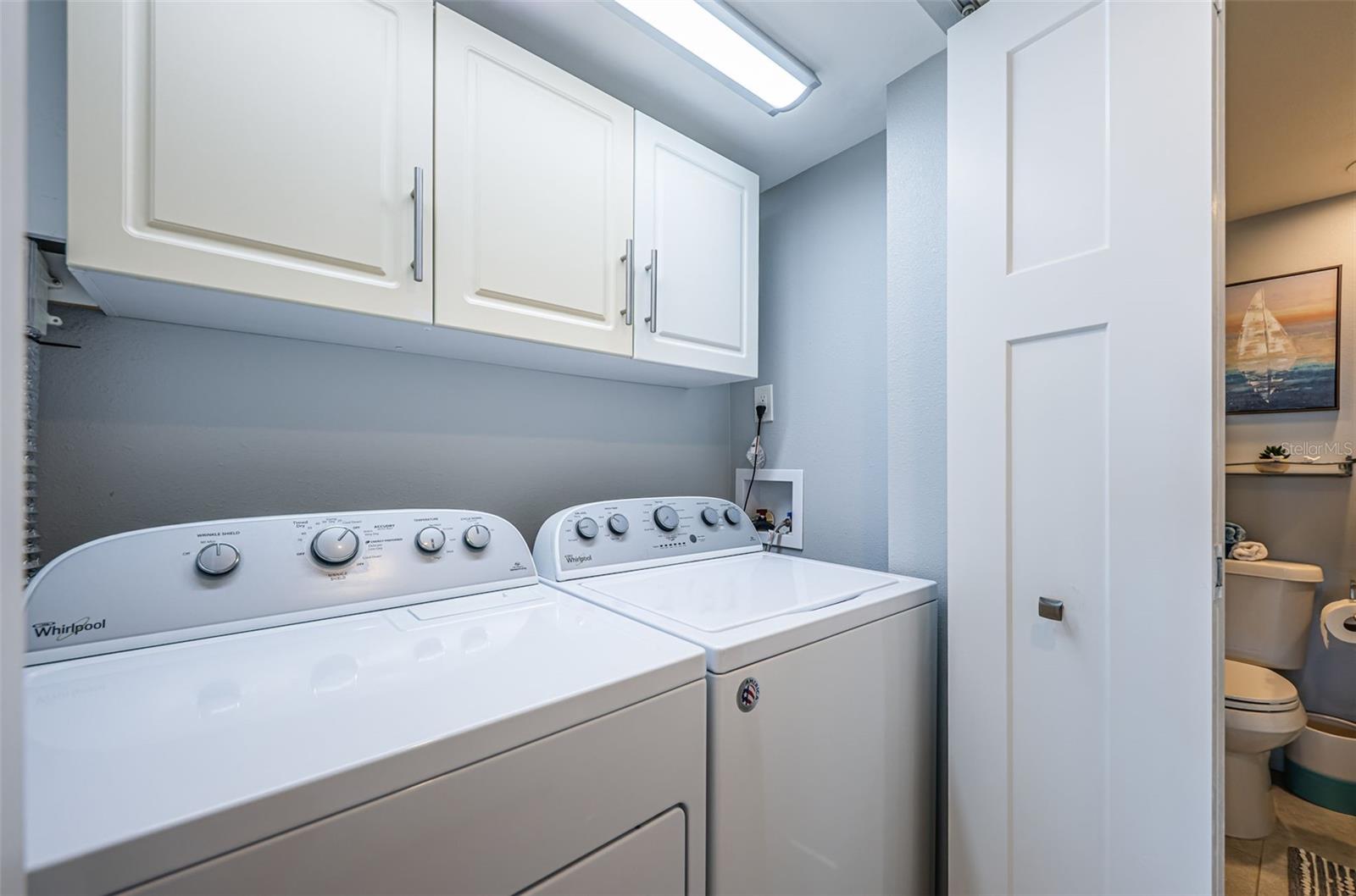 Image 23 of 52 For 4775 Cove Circle 904