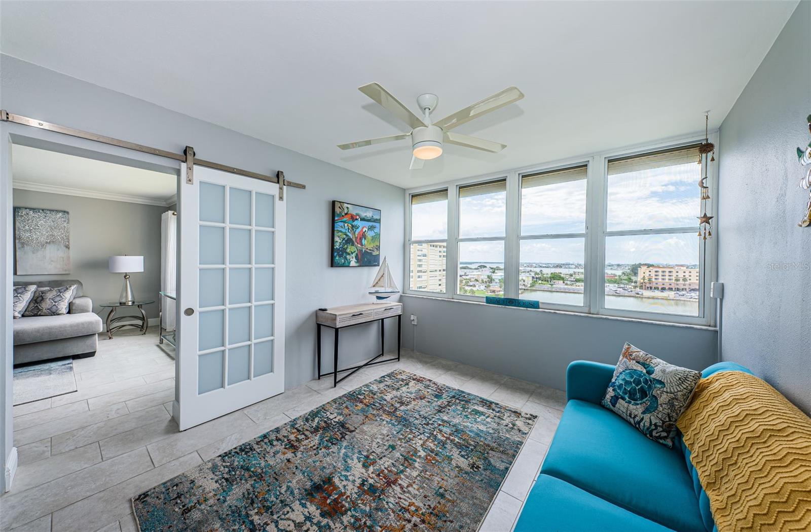 Image 26 of 52 For 4775 Cove Circle 904