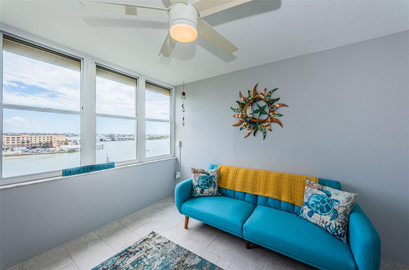 Image 27 of 52 For 4775 Cove Circle 904