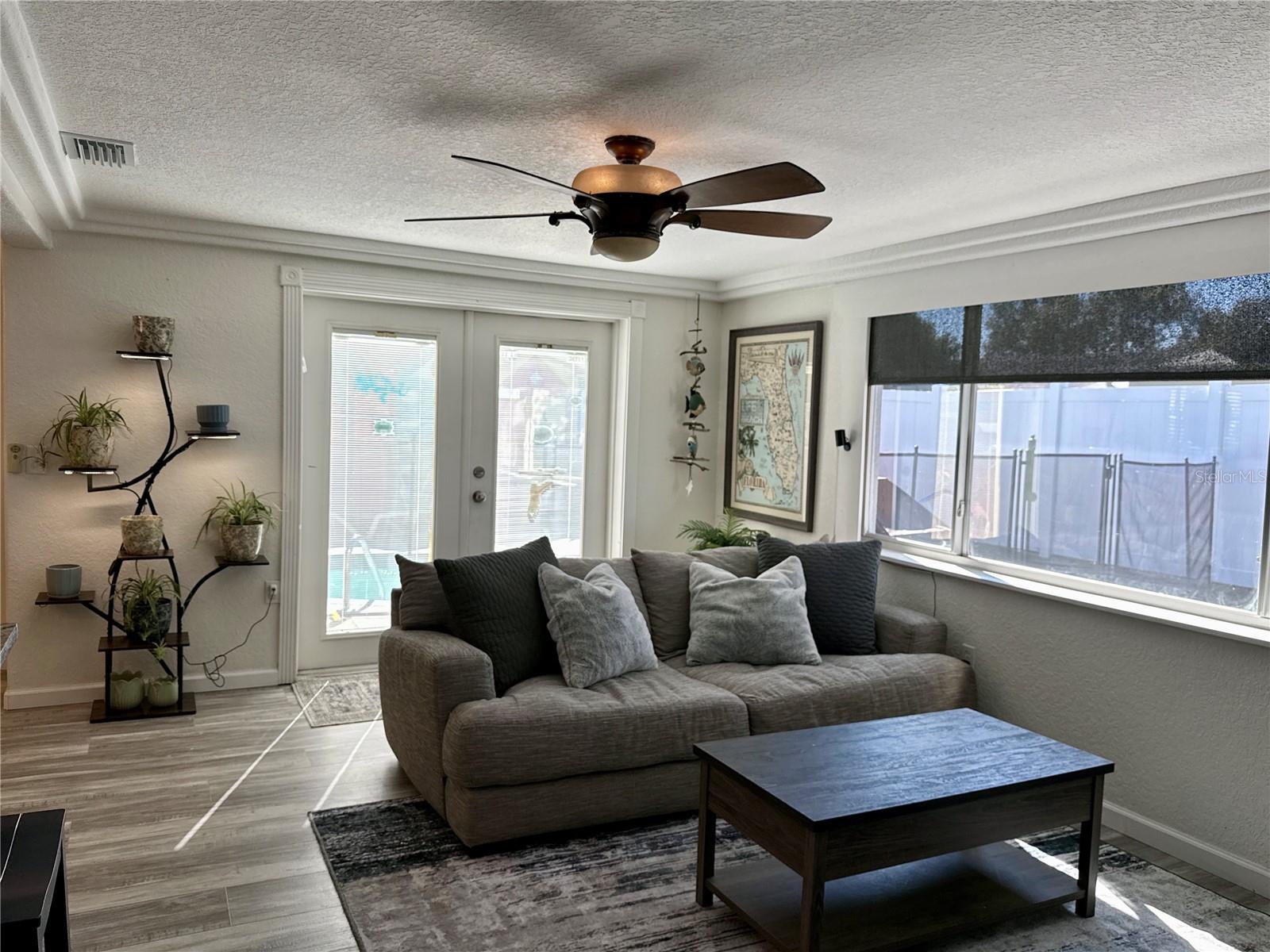 Image 12 of 28 For 5129 Idlewild Street