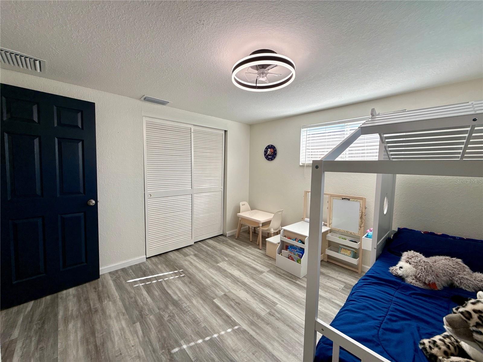 Image 22 of 28 For 5129 Idlewild Street