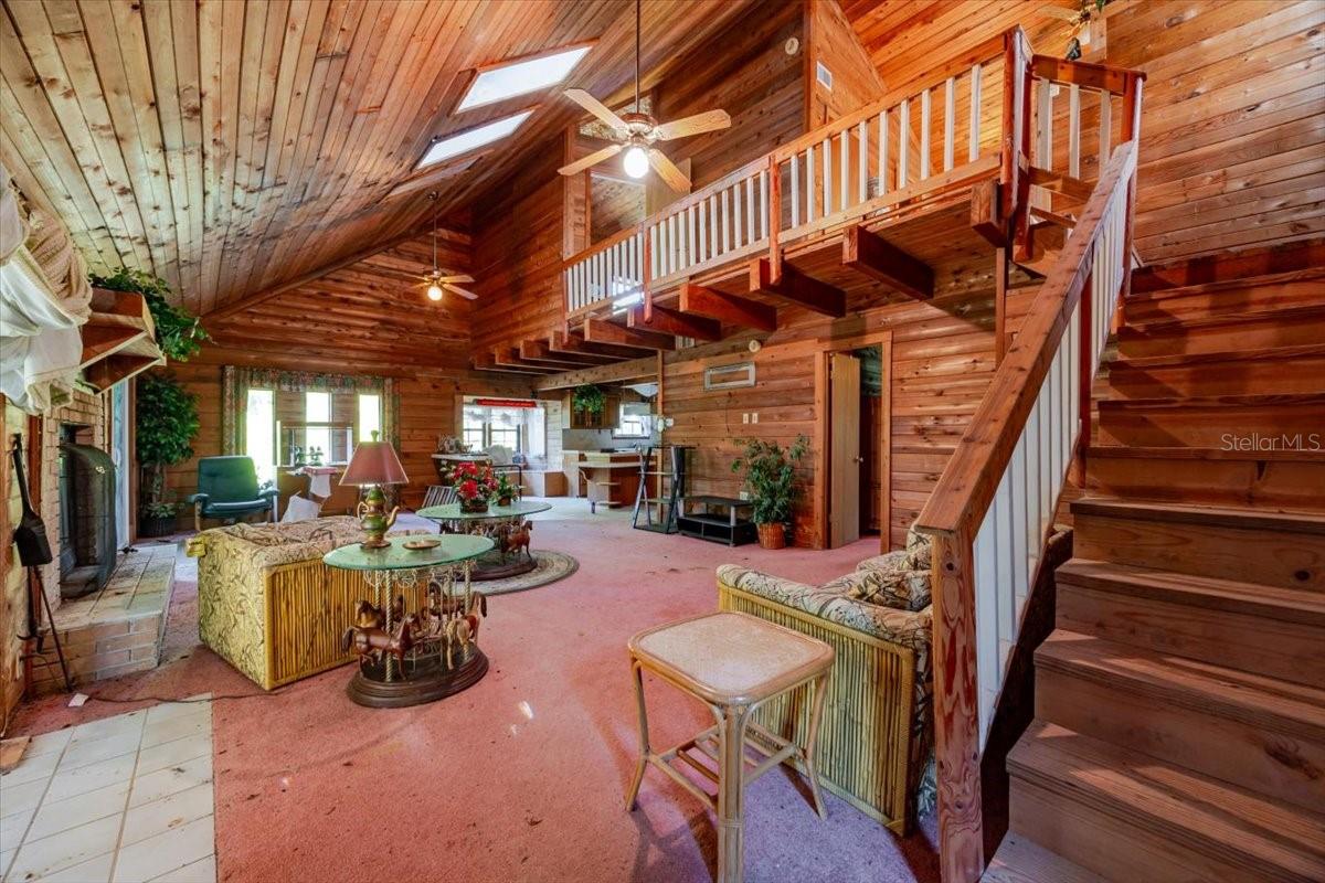 Image 7 of 37 For 9510 Oak Court