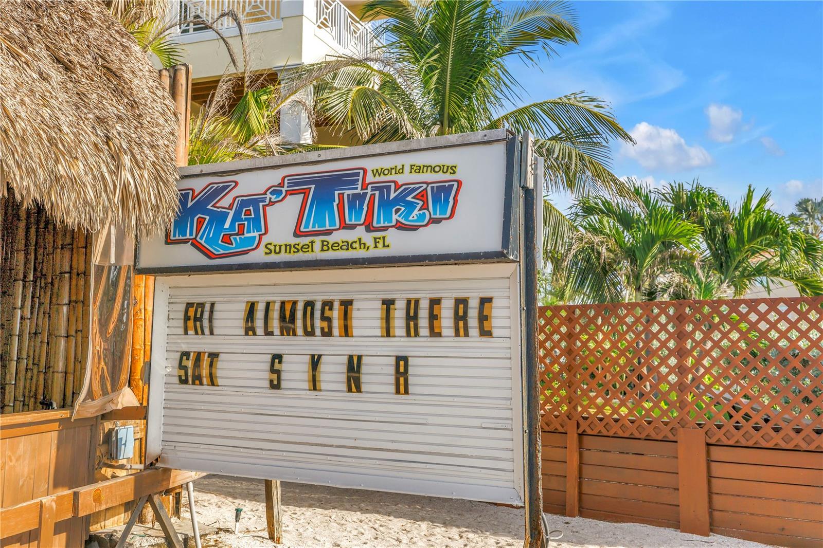 Image 36 of 38 For 8565 Gulf Boulevard 23s