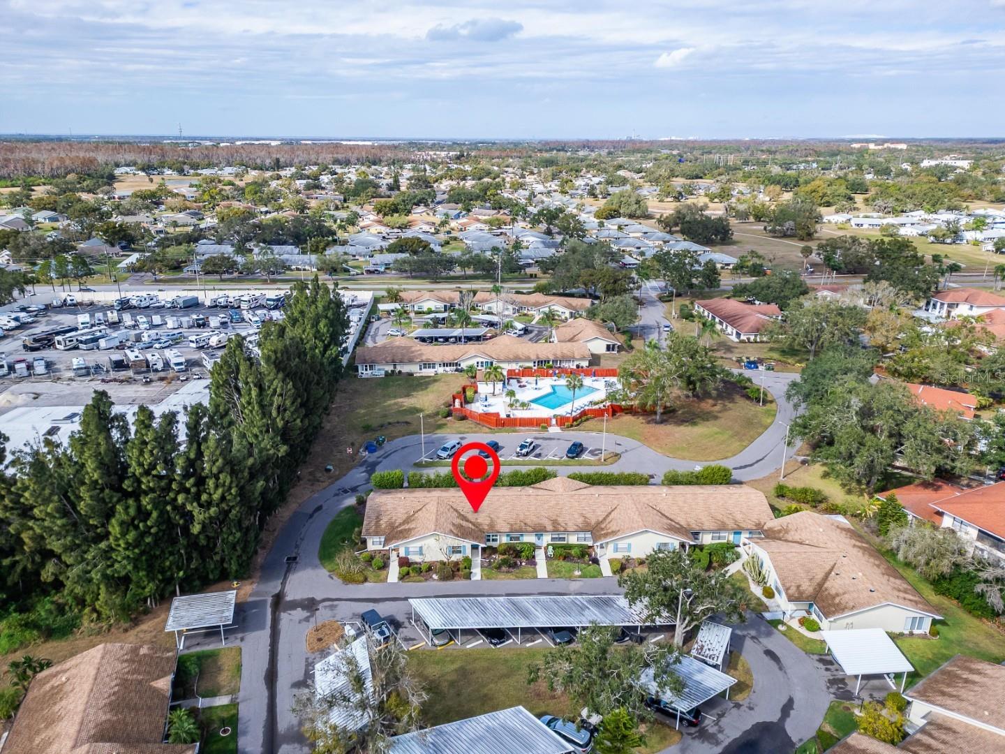 Image 15 of 20 For 413 Lake Point Court 4-b