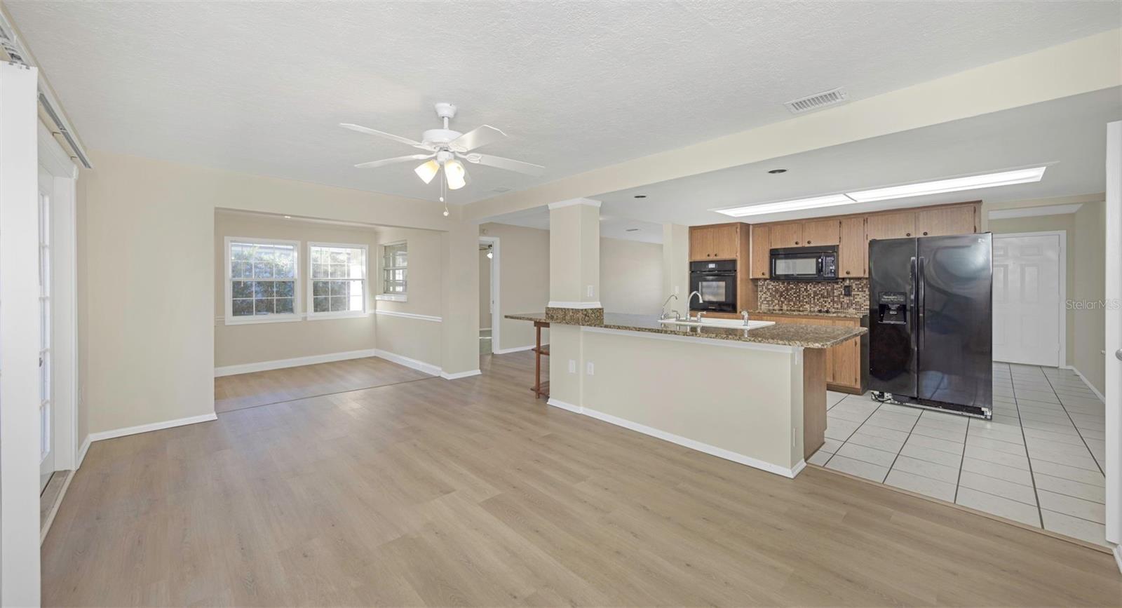 Image 12 of 26 For 1495 Lakeside Drive