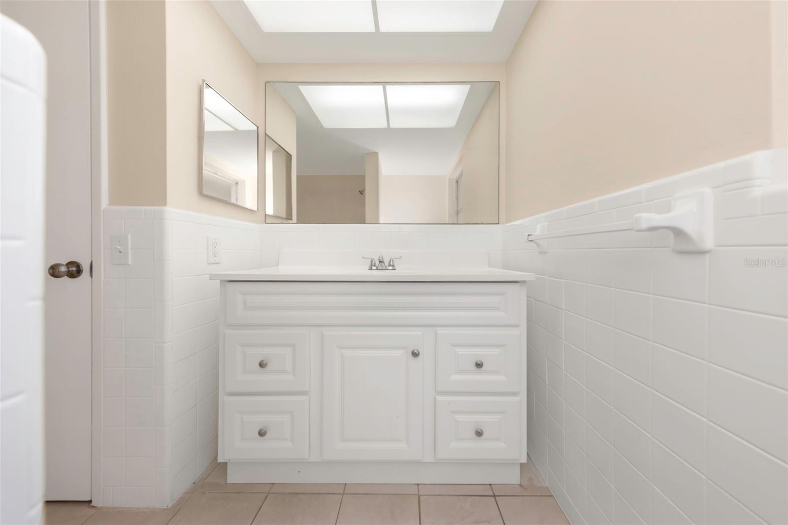 Image 22 of 26 For 1495 Lakeside Drive