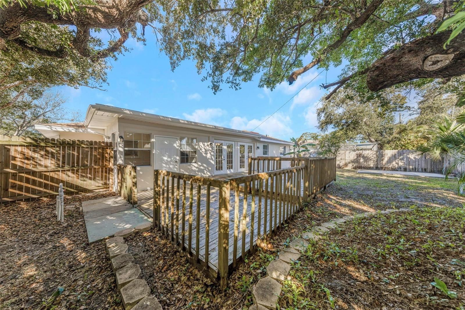 Image 25 of 26 For 1495 Lakeside Drive