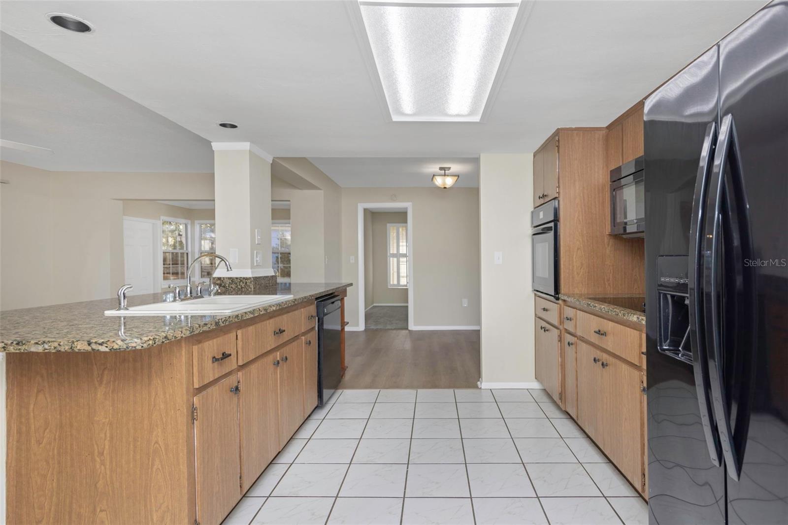 Image 7 of 26 For 1495 Lakeside Drive