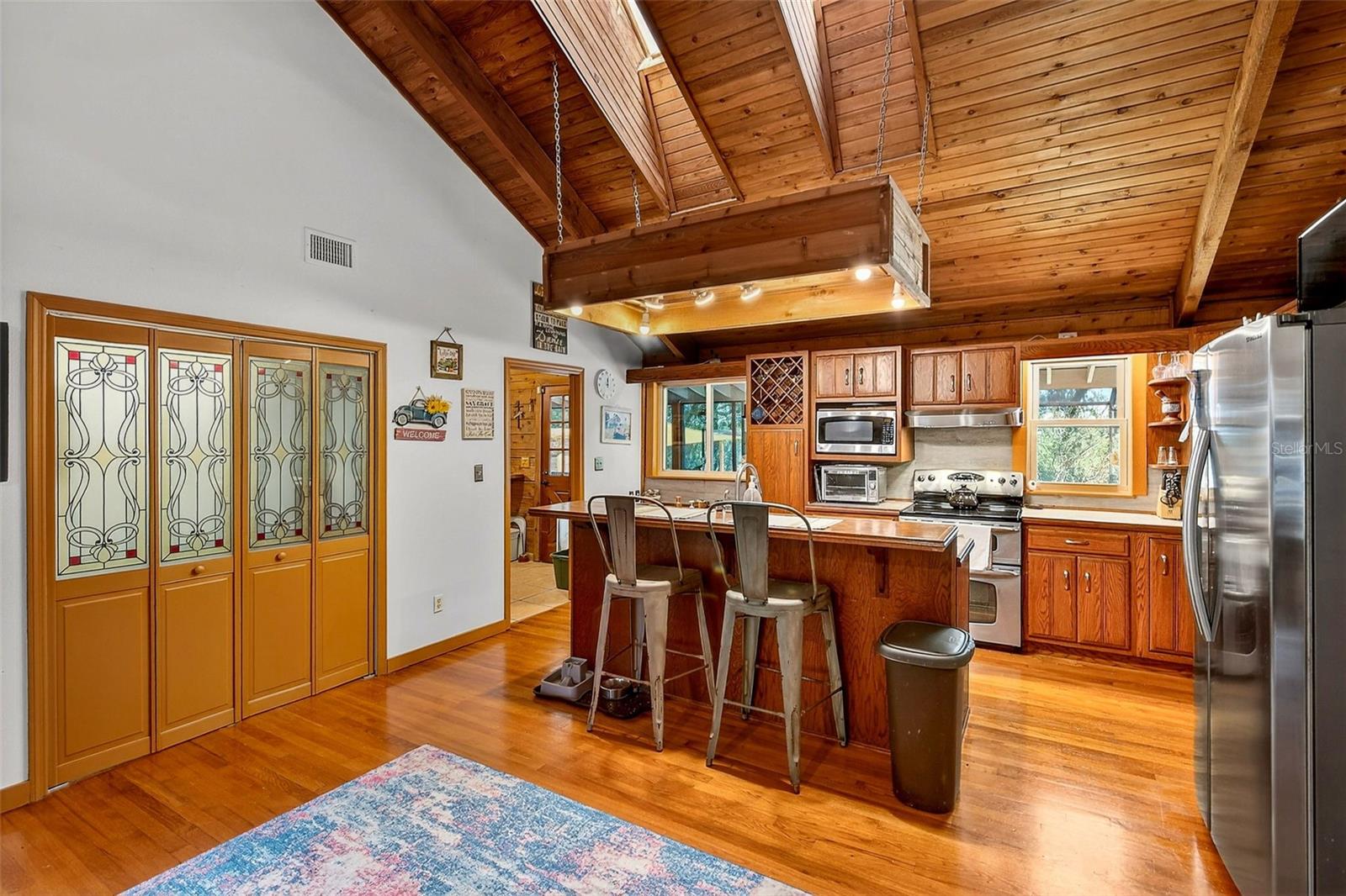 Image 16 of 84 For 2635 Dover Road