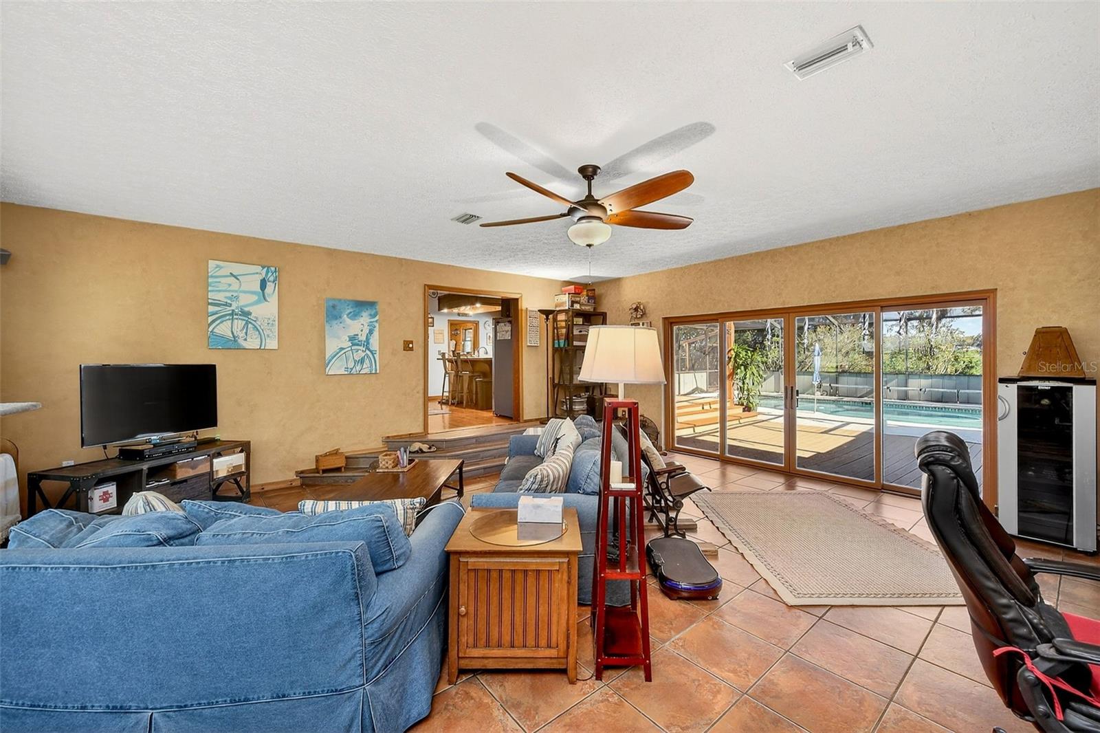 Image 28 of 84 For 2635 Dover Road