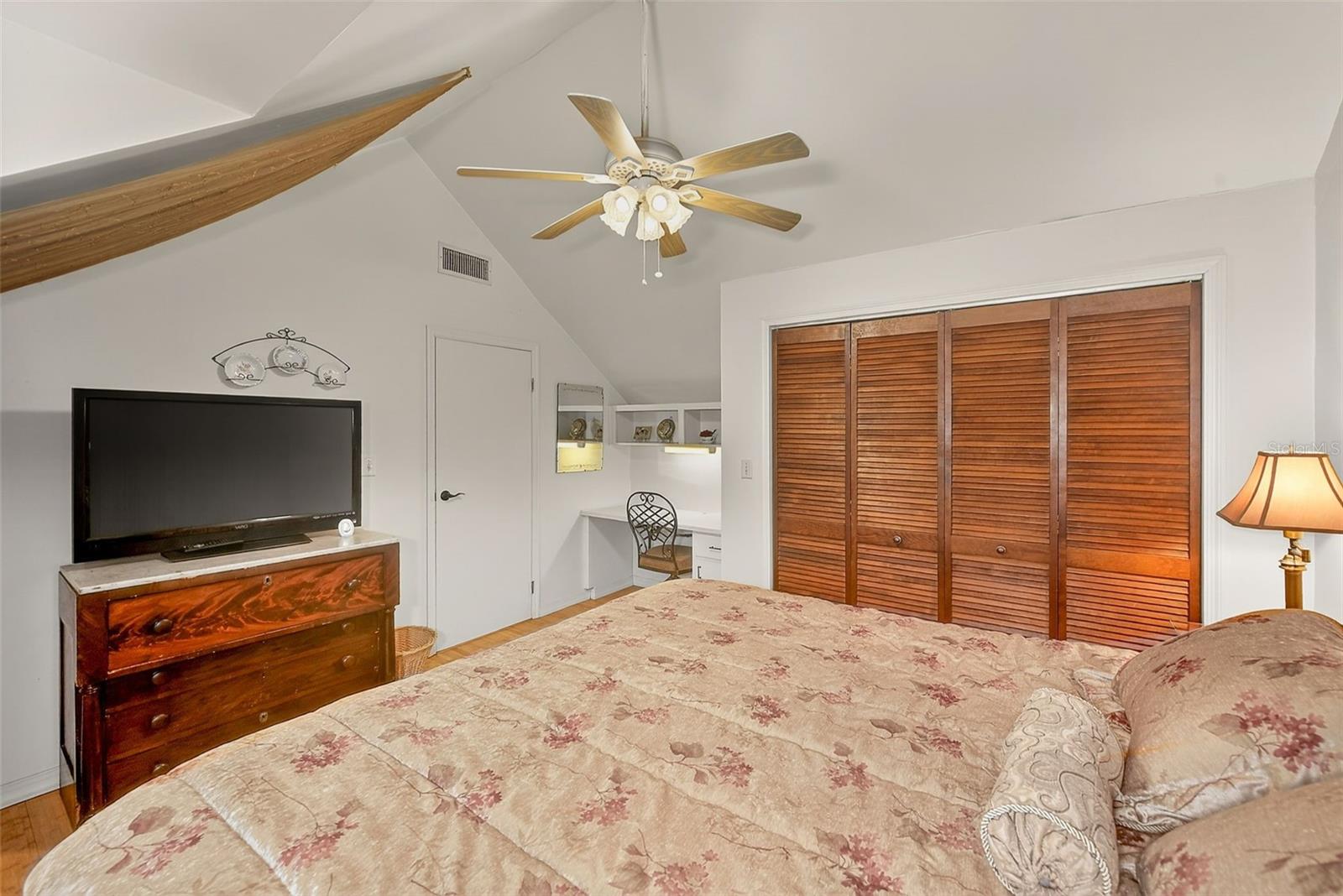 Image 42 of 84 For 2635 Dover Road