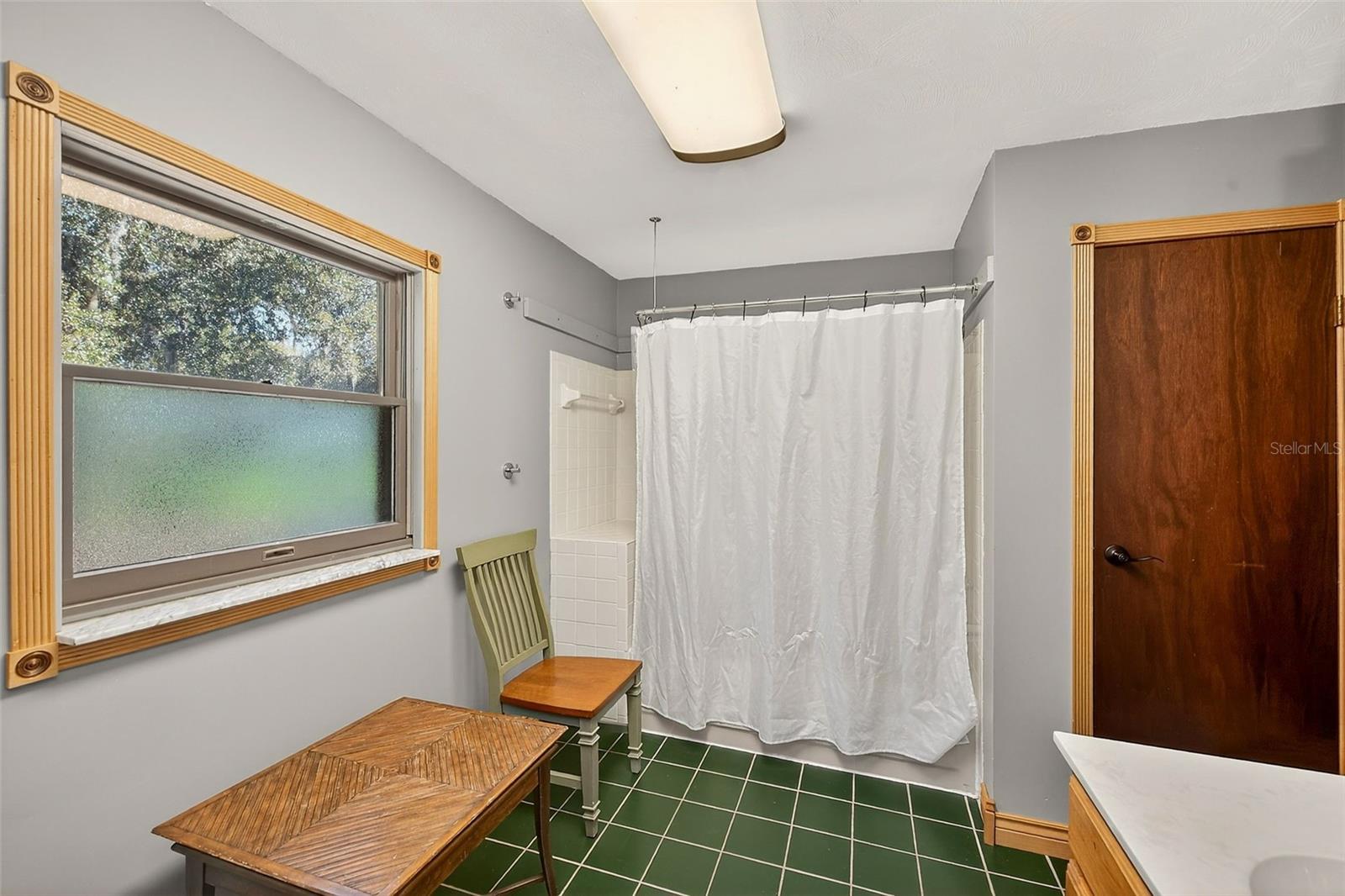 Image 44 of 84 For 2635 Dover Road