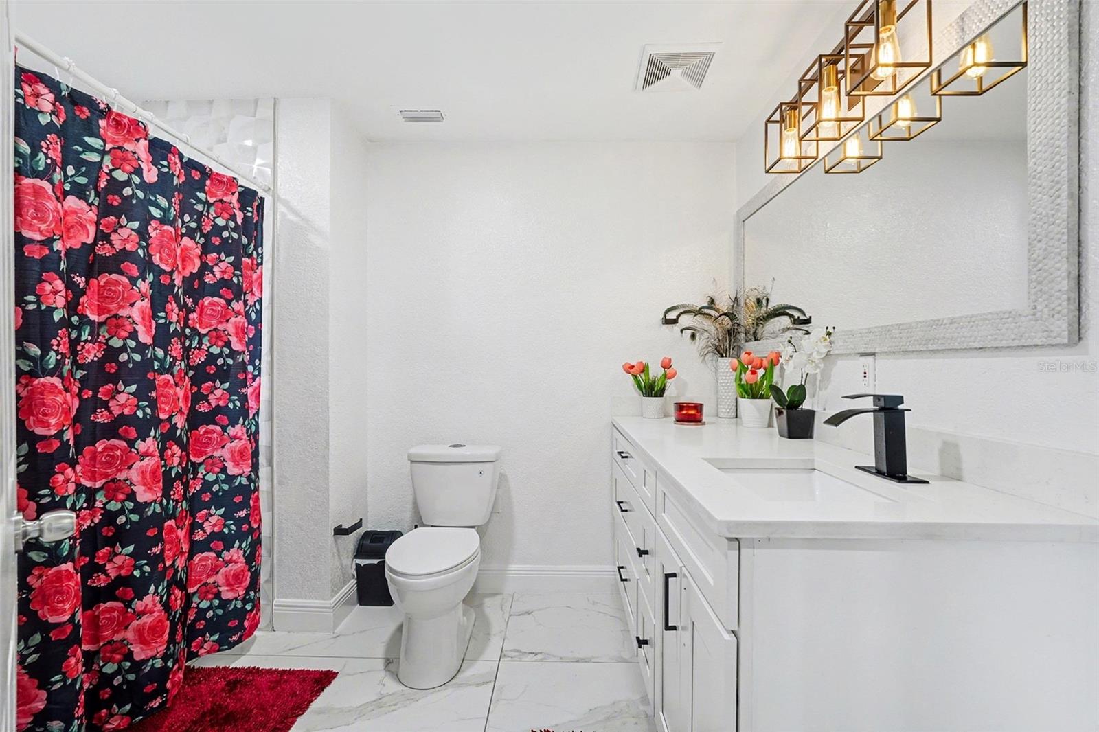 Image 21 of 39 For 413 Euclid Avenue