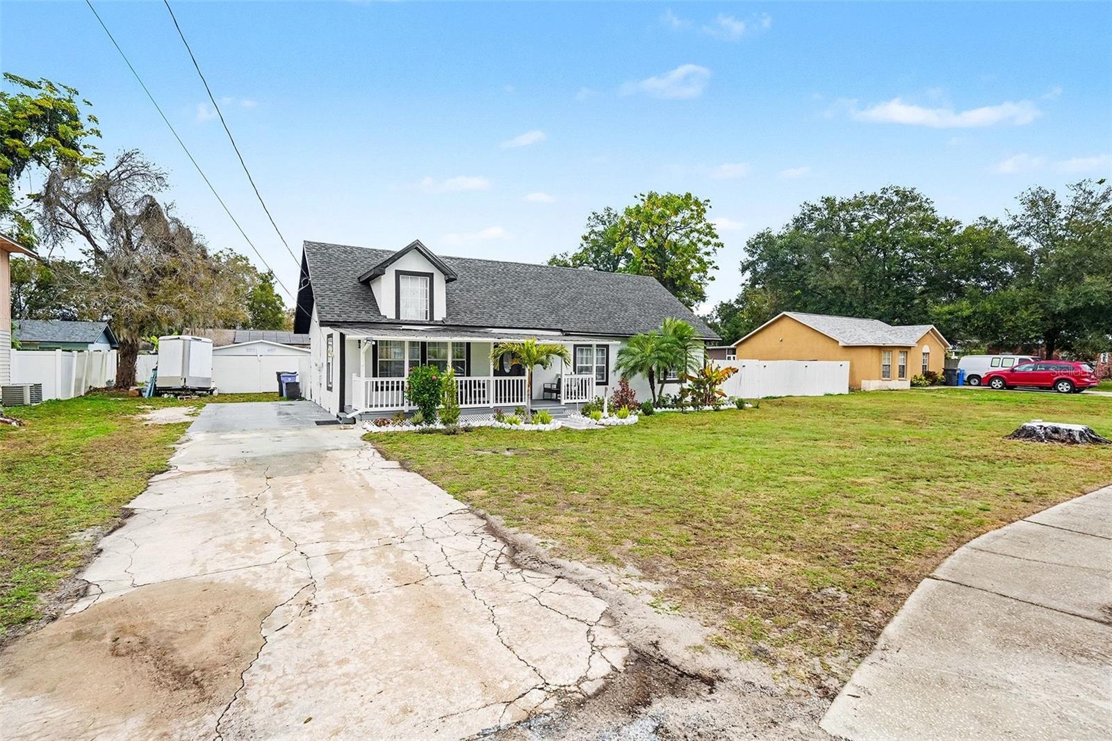 Image 3 of 39 For 413 Euclid Avenue