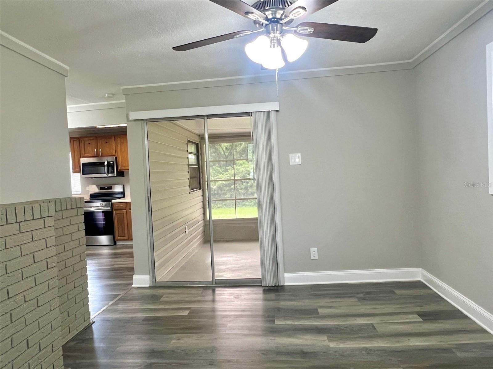 Image 11 of 15 For 5039 Green Key Road