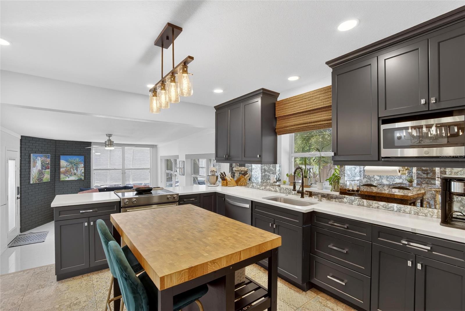 Image 28 of 70 For 6238 14th Avenue S