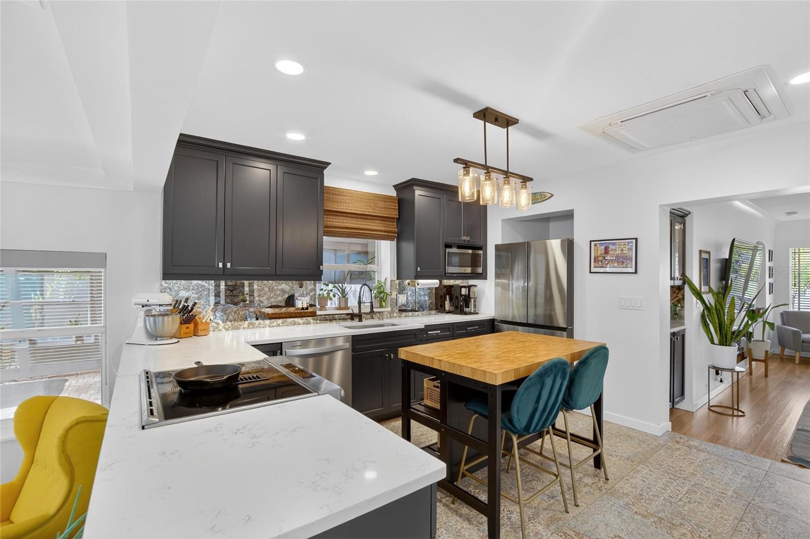 Image 33 of 70 For 6238 14th Avenue S