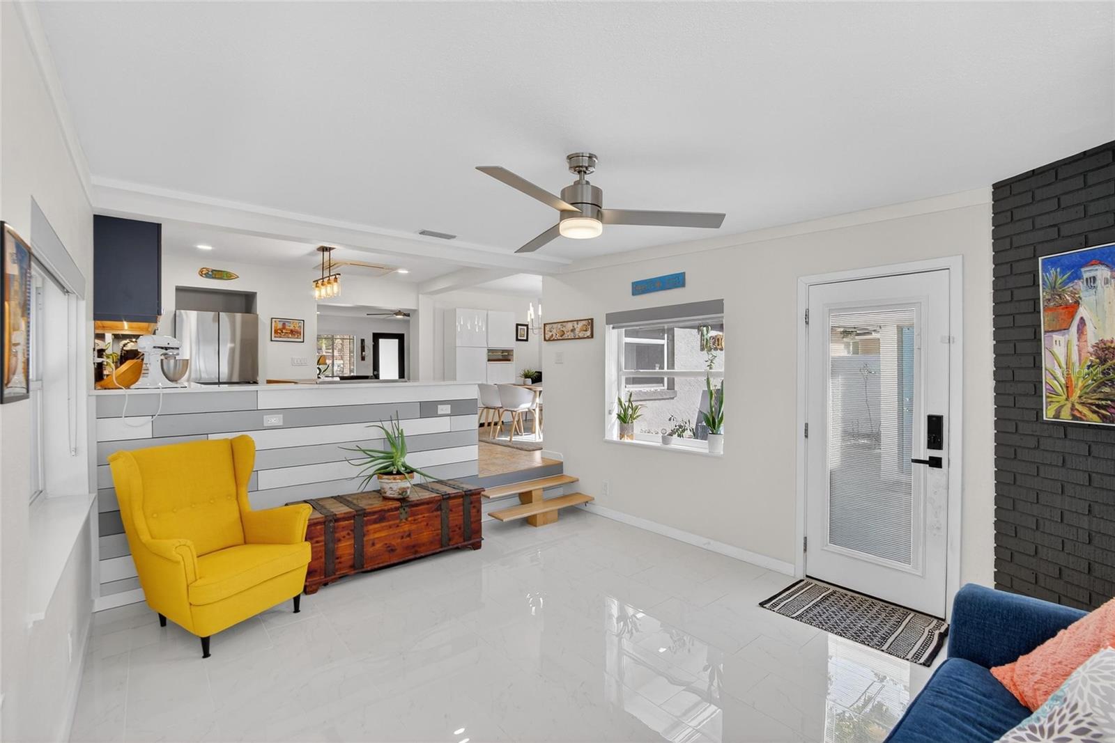 Image 37 of 70 For 6238 14th Avenue S