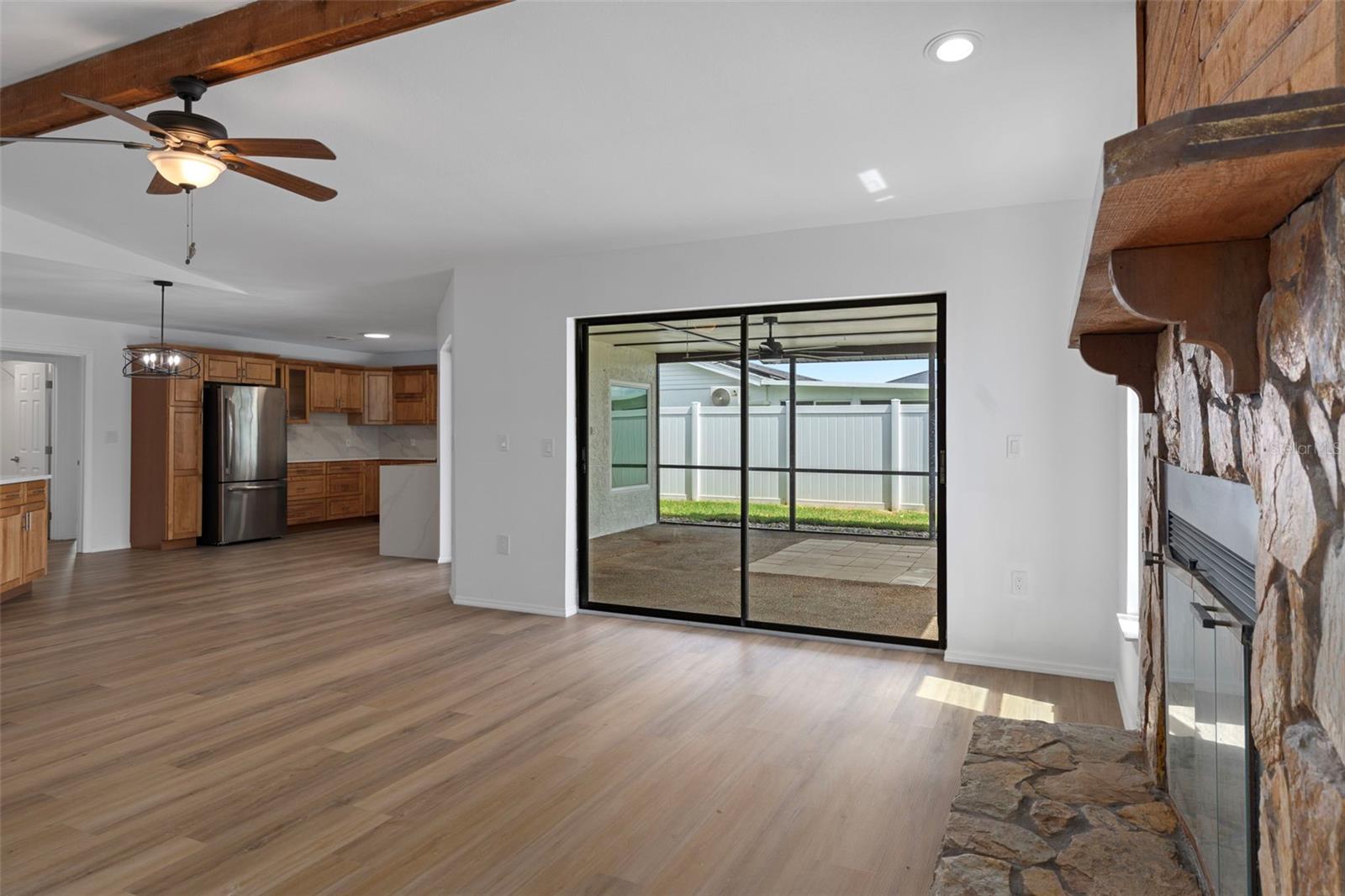 Image 20 of 52 For 9910 Island Harbor Drive A