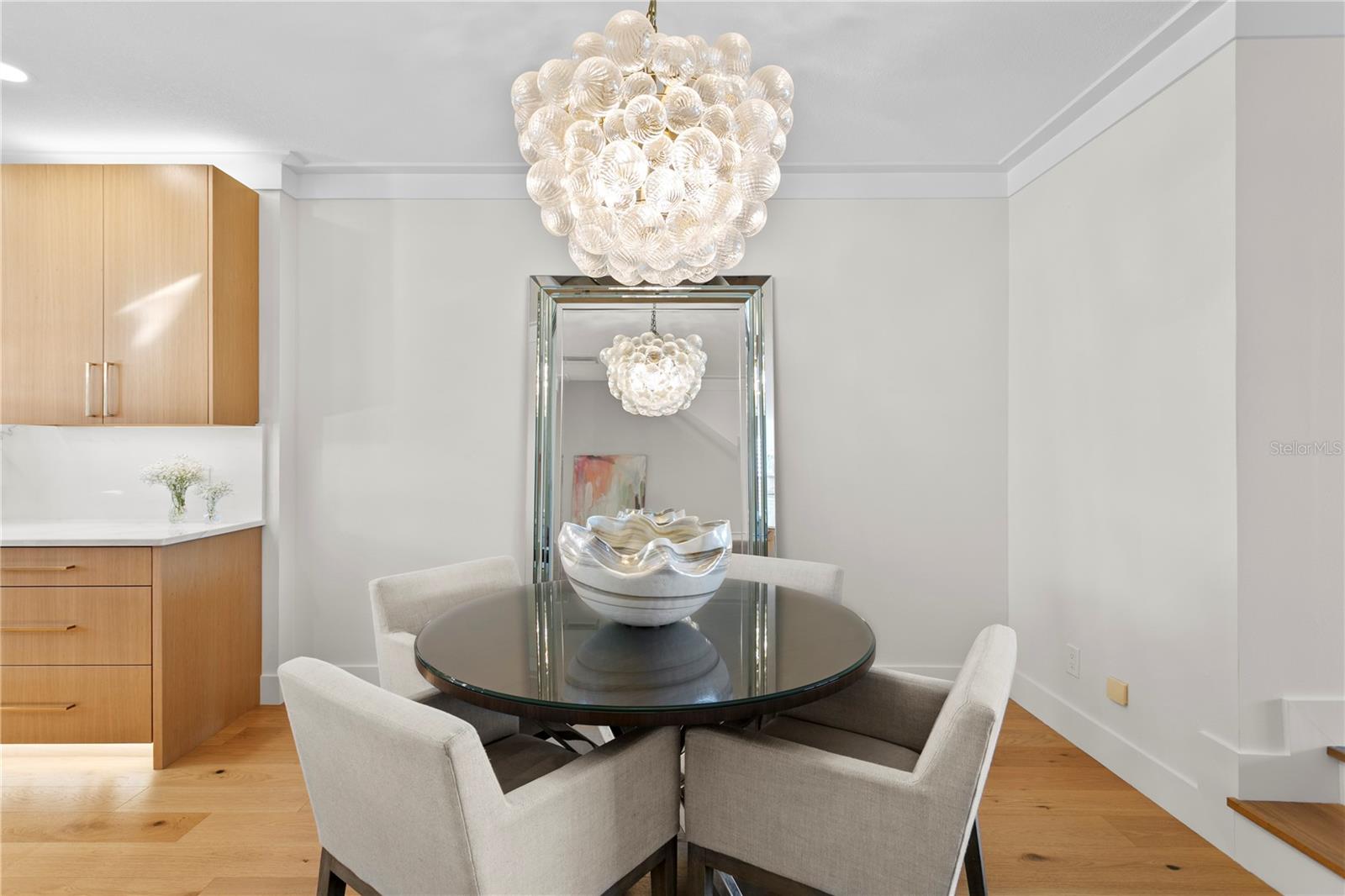 Image 17 of 52 For 1067 Pinellas Bayway S