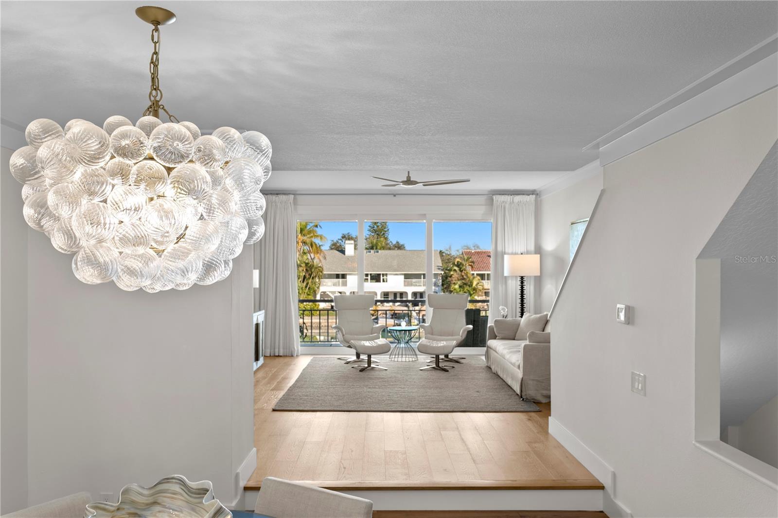 Image 18 of 52 For 1067 Pinellas Bayway S