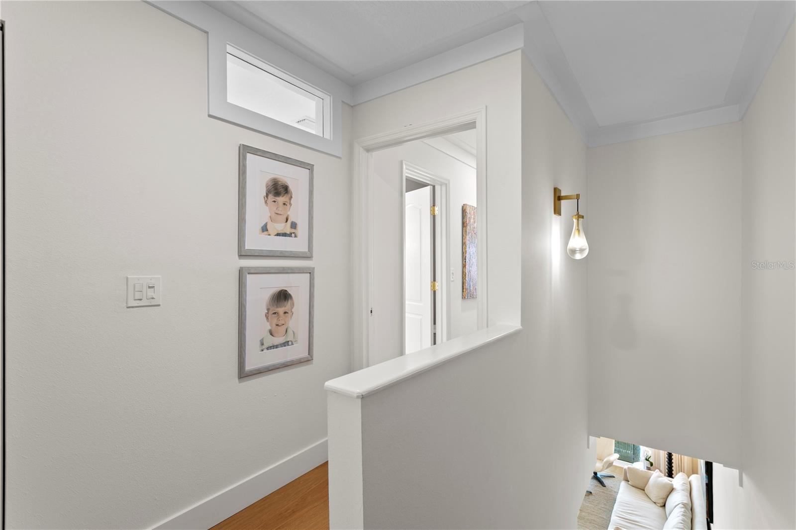 Image 24 of 52 For 1067 Pinellas Bayway S