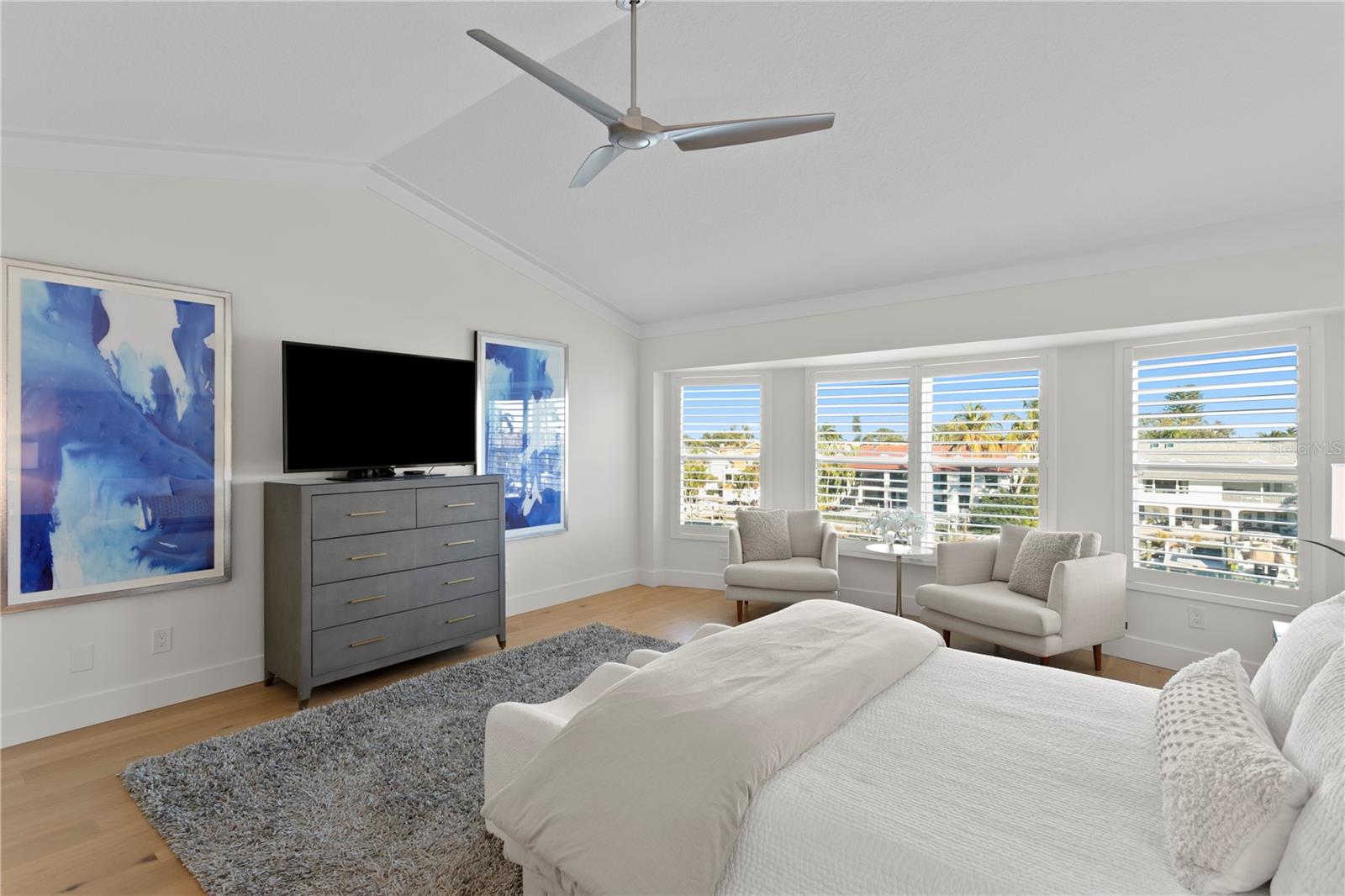 Image 26 of 52 For 1067 Pinellas Bayway S