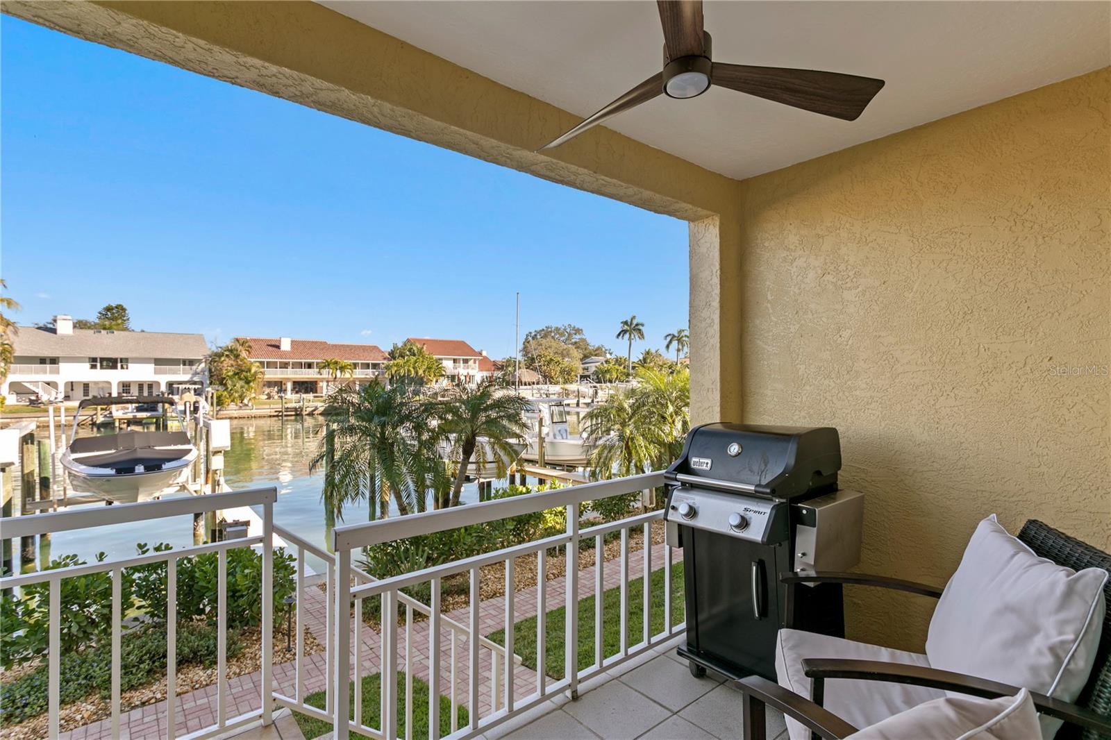 Image 44 of 52 For 1067 Pinellas Bayway S