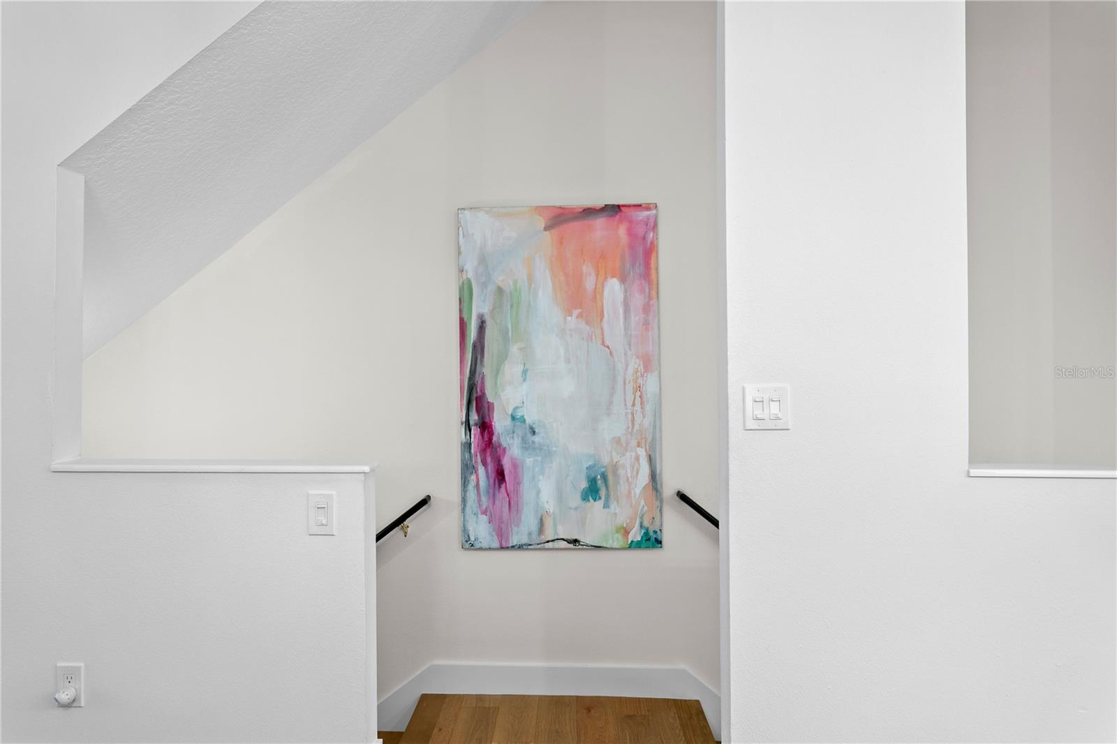 Image 9 of 52 For 1067 Pinellas Bayway S