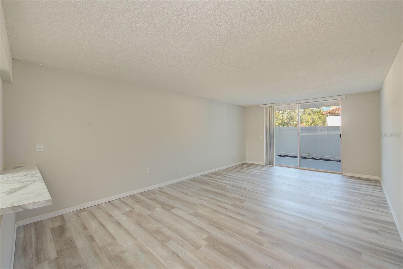 Image 14 of 33 For 10540 77th Terrace 109