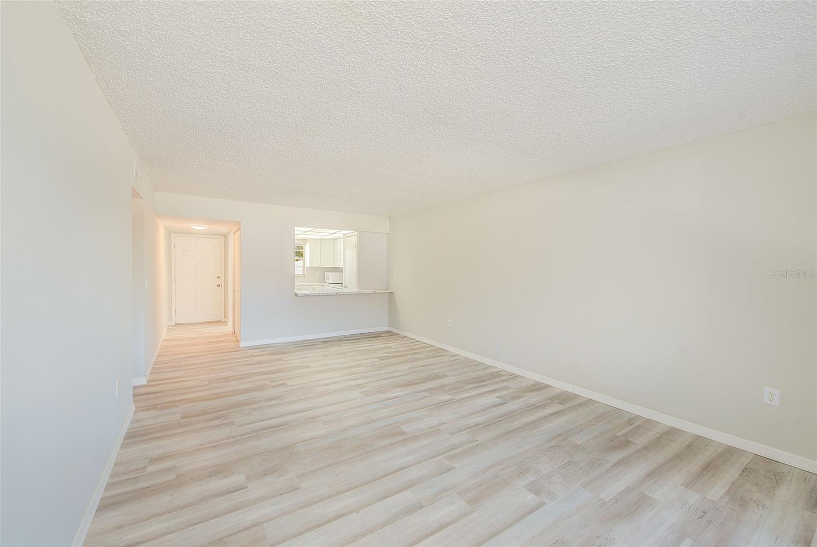 Image 20 of 33 For 10540 77th Terrace 109