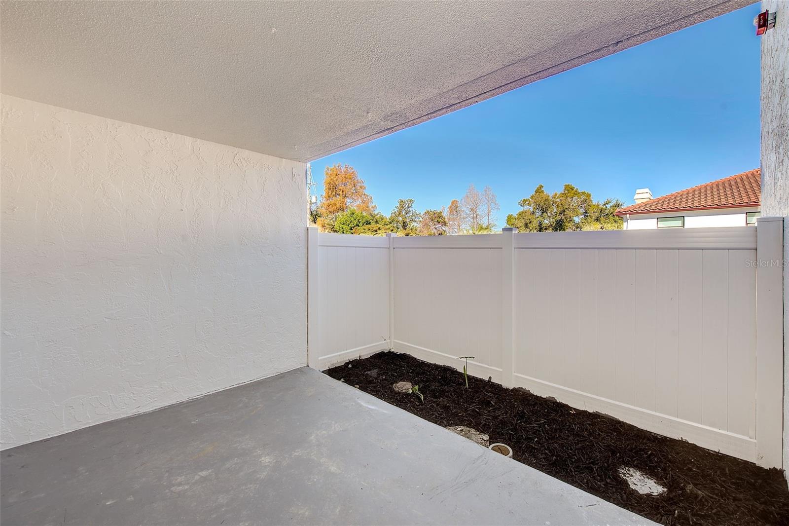 Image 31 of 33 For 10540 77th Terrace 109