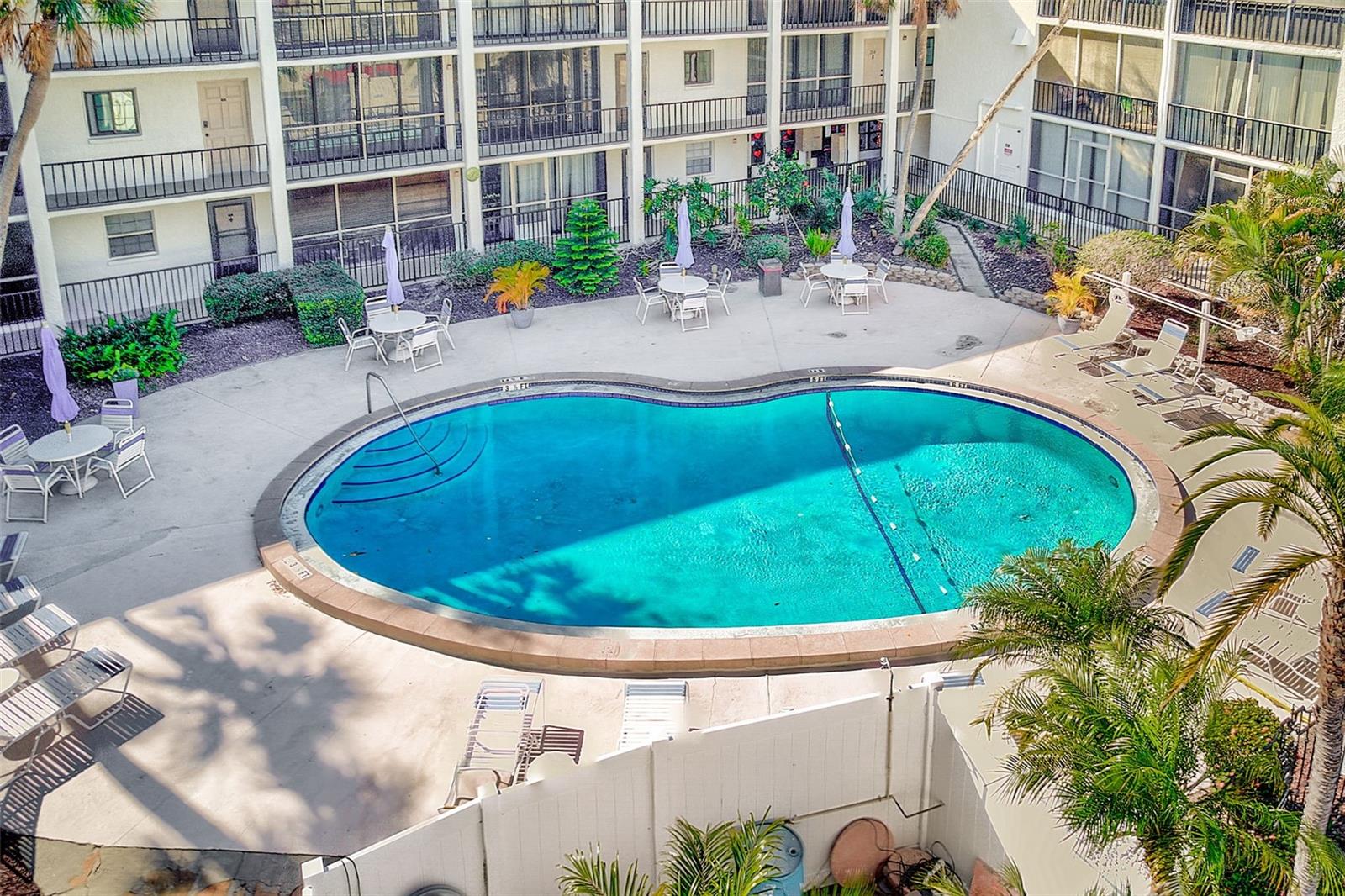 Image 7 of 33 For 10540 77th Terrace 109