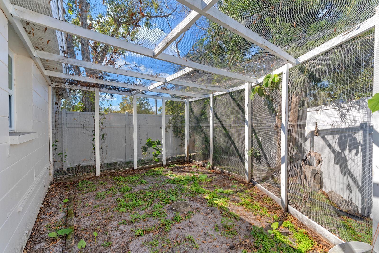 Image 20 of 28 For 8644 May Circle