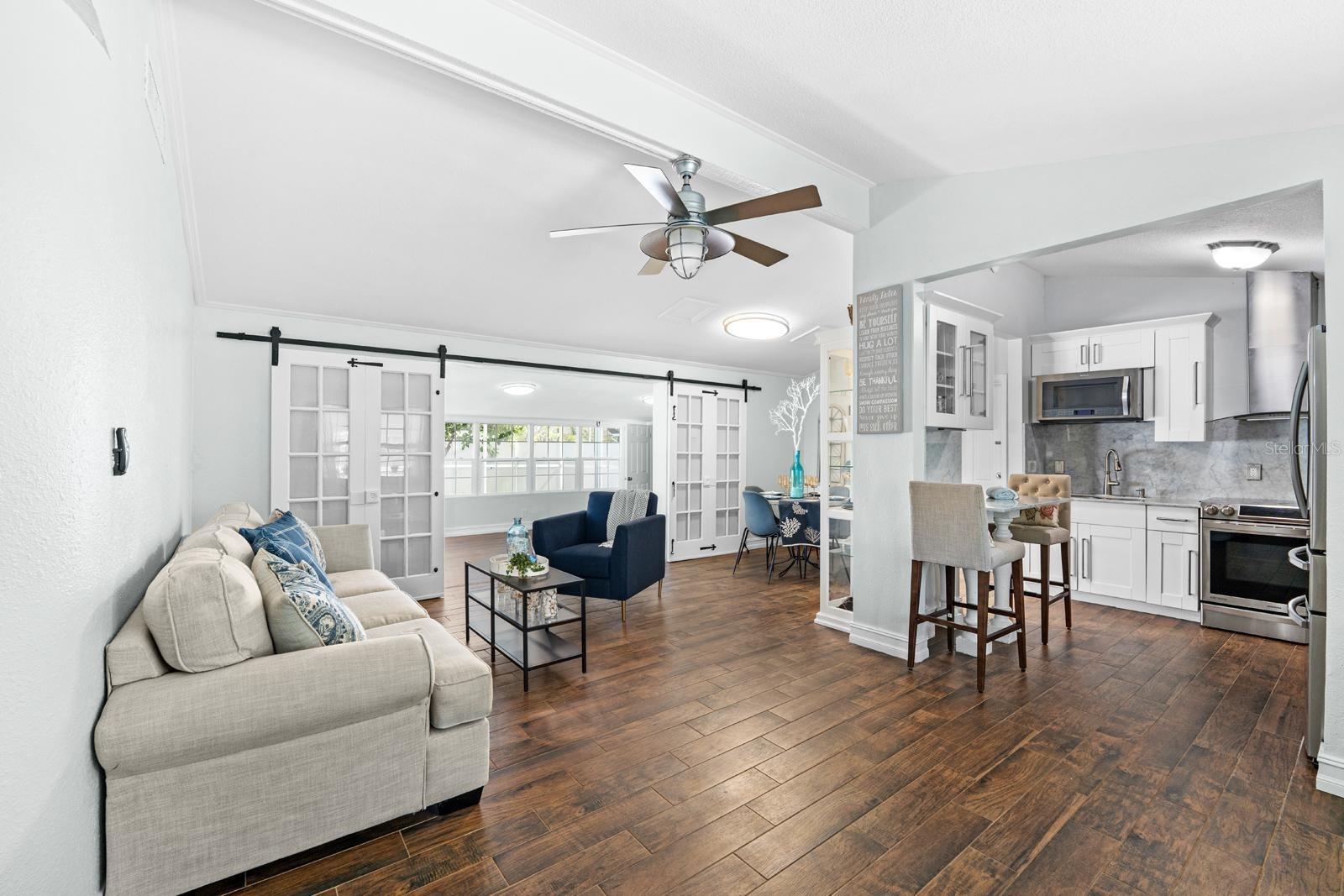 Image 3 of 28 For 8644 May Circle