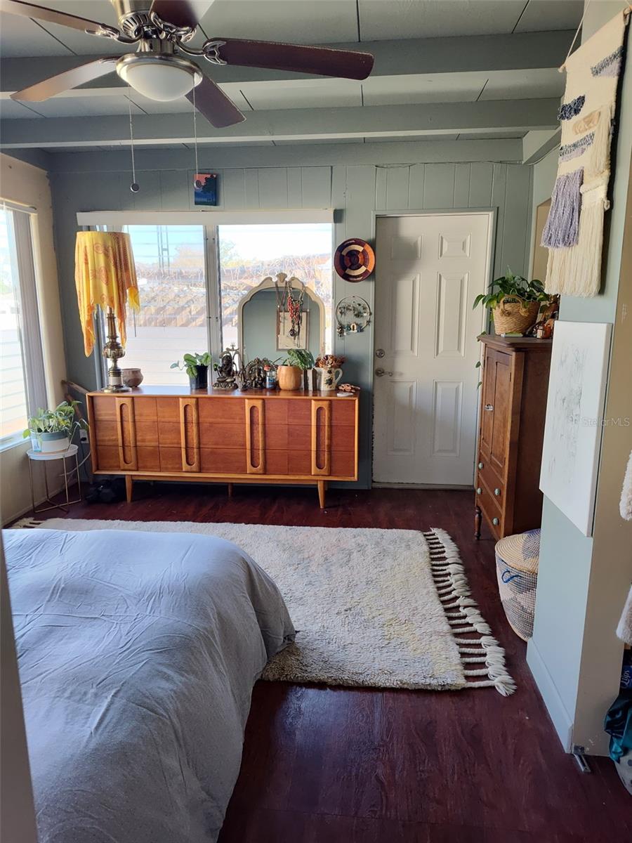 Image 14 of 15 For 1332 Buckingham Drive