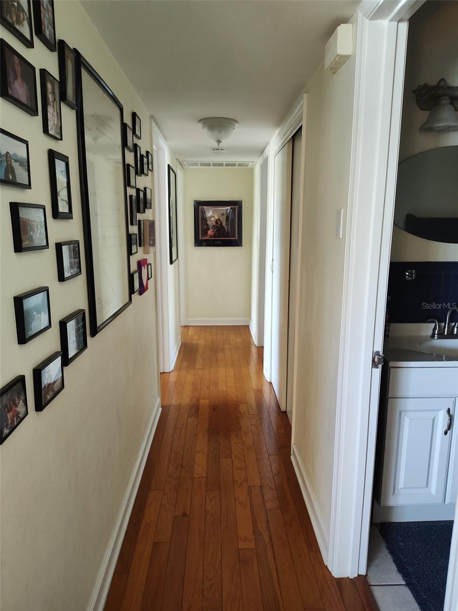 Image 9 of 15 For 1332 Buckingham Drive