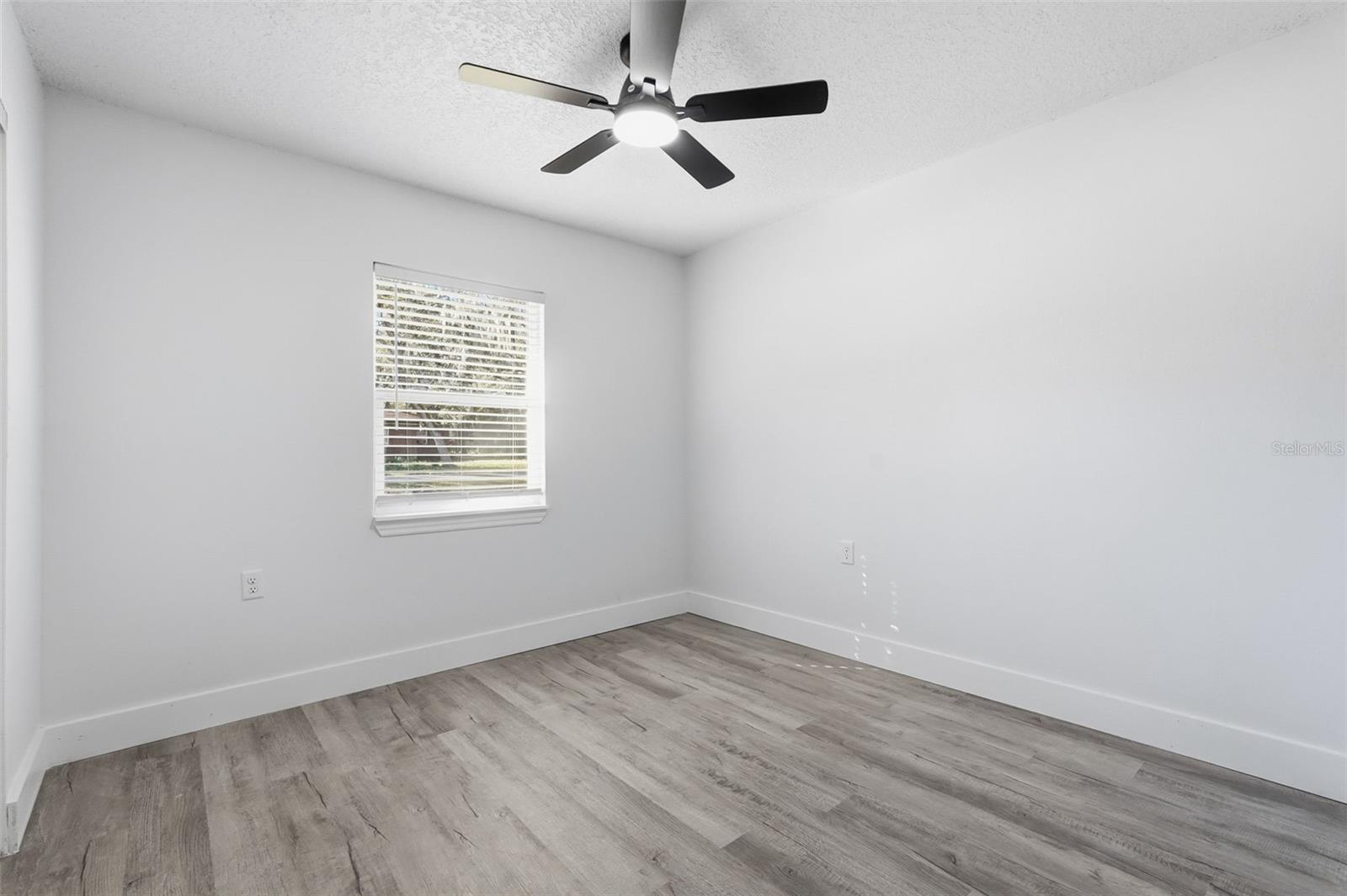 Image 22 of 42 For 34071 Madison Avenue