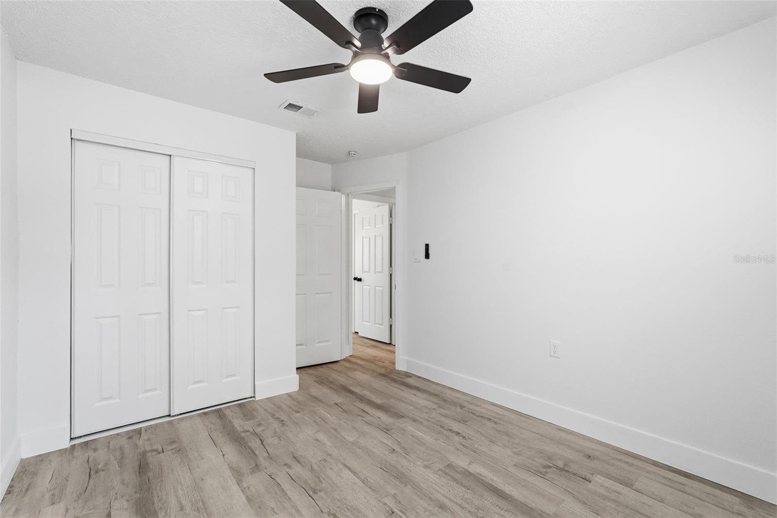 Image 25 of 42 For 34071 Madison Avenue