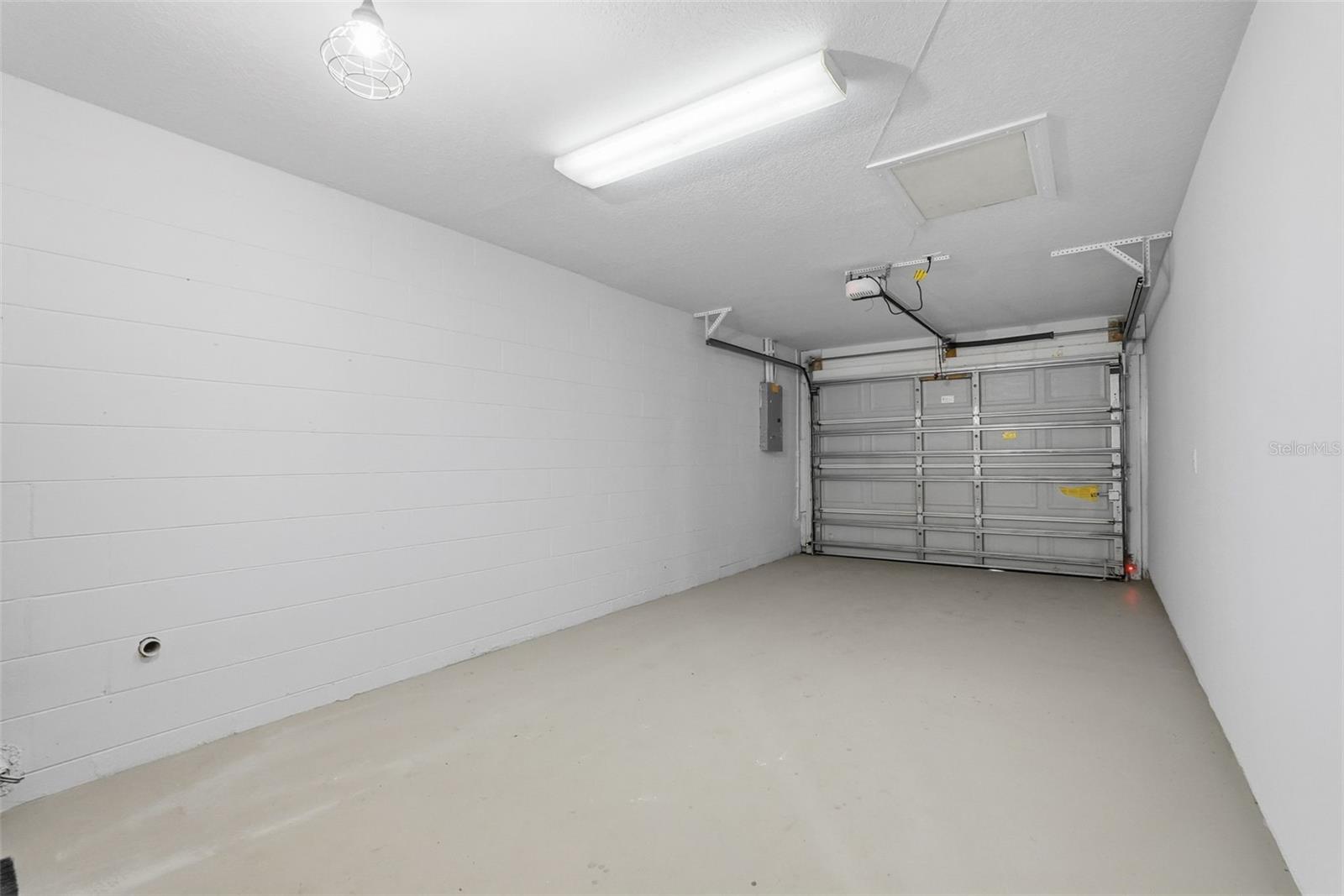 Image 29 of 42 For 34071 Madison Avenue