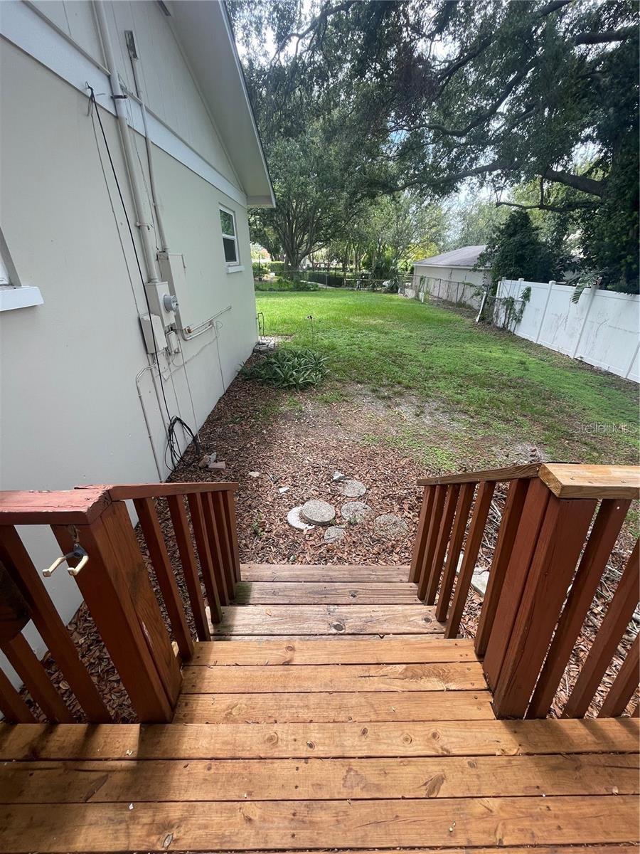 Image 23 of 27 For 1536 Illinois Road