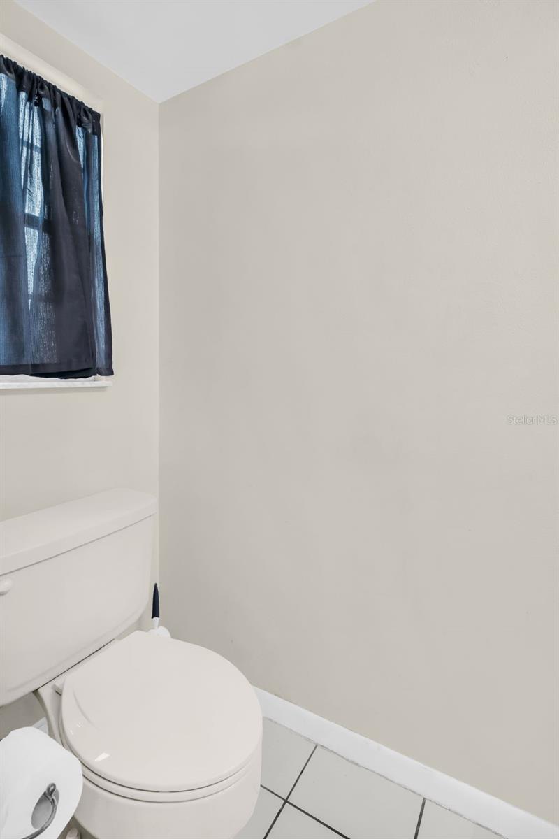 Image 10 of 29 For 1526 Chateaux De Ville Court