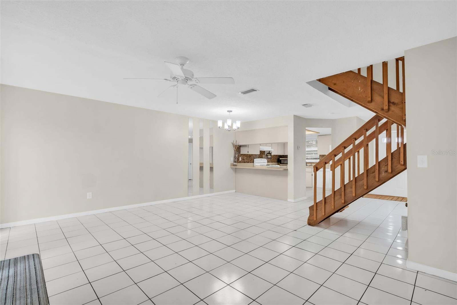 Image 14 of 29 For 1526 Chateaux De Ville Court