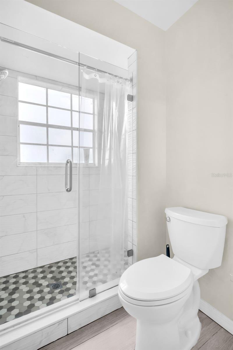 Image 21 of 29 For 1526 Chateaux De Ville Court